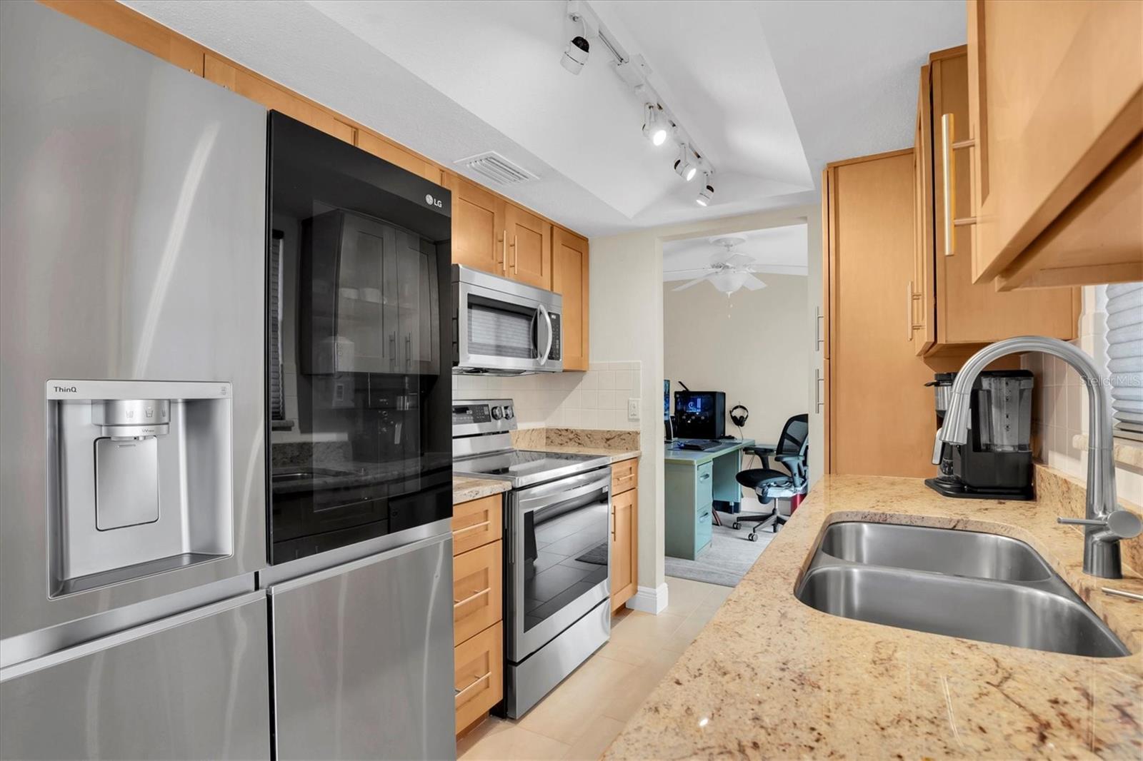 8633 ORANGE BLOSSOM DR photo 5