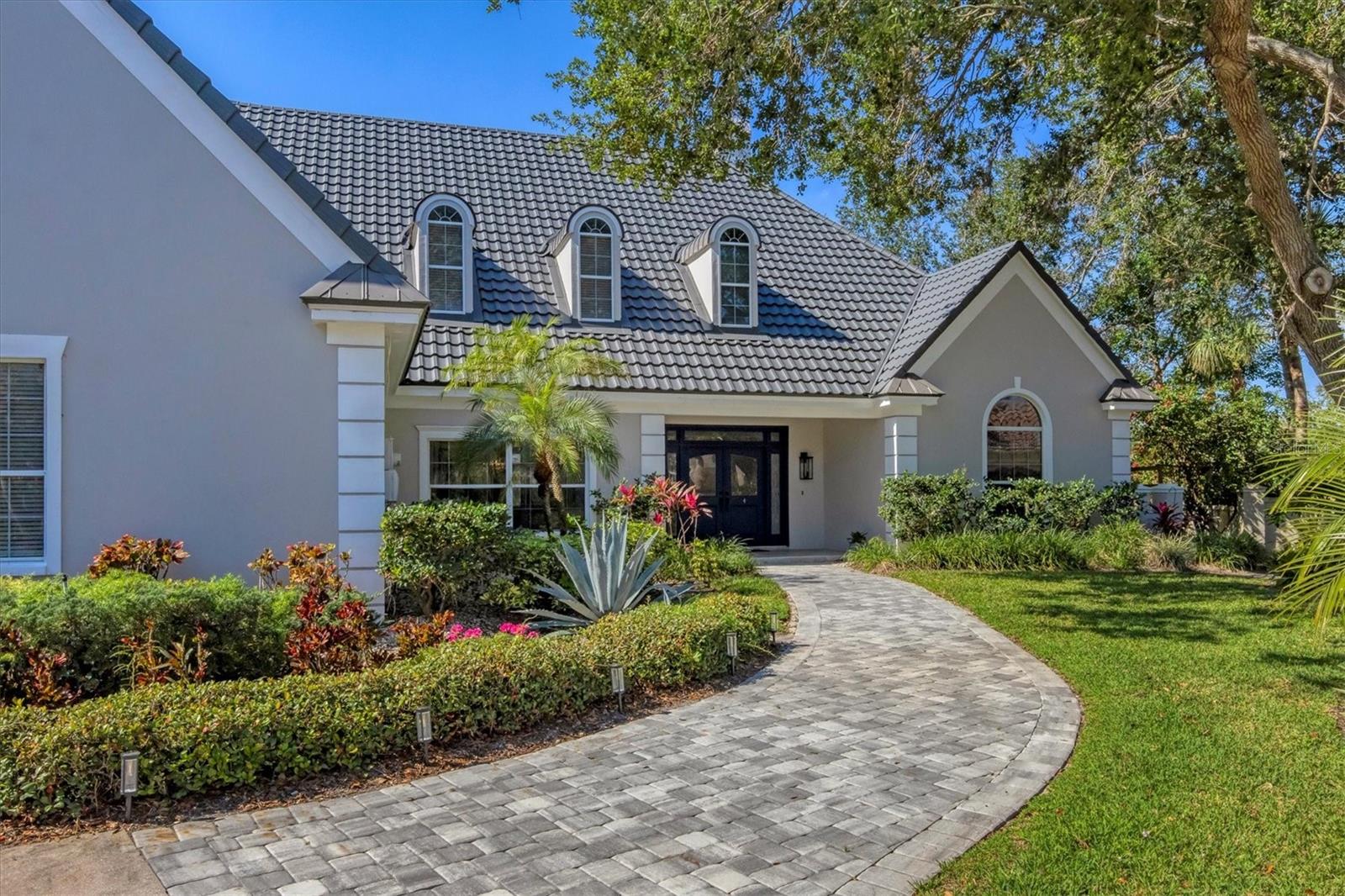 4 SAINT MARTIN CIR photo 4