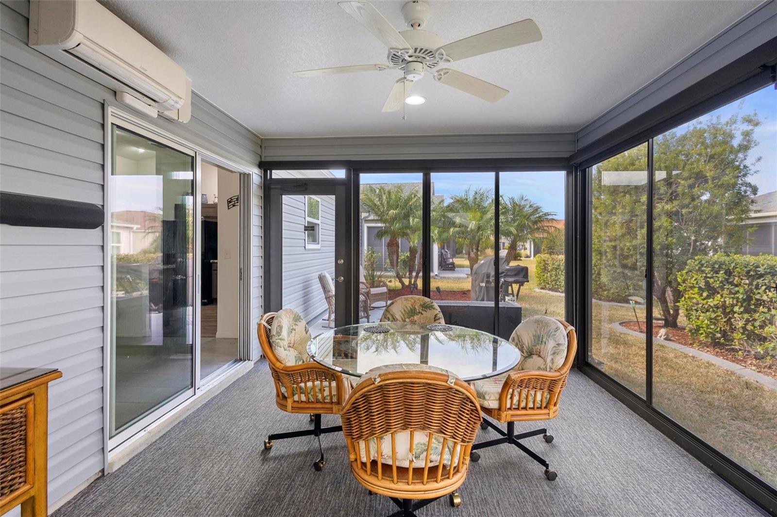 2879 CROWNED CATERPILLAR DR photo 2