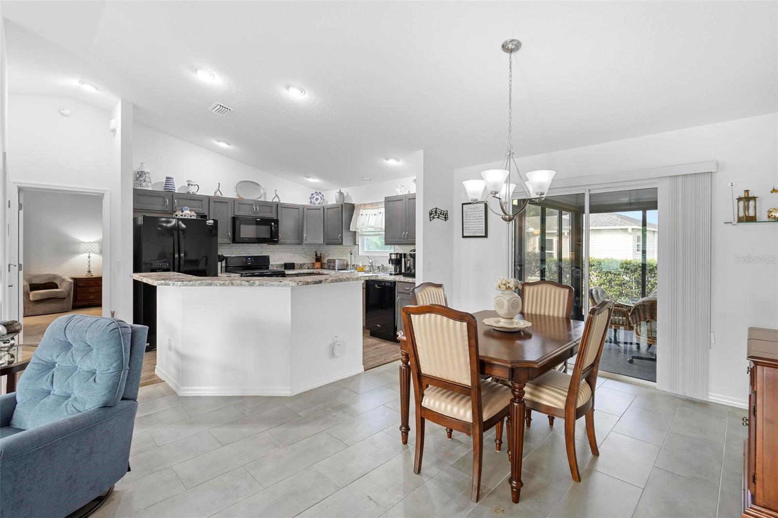 2879 CROWNED CATERPILLAR DR photo 4