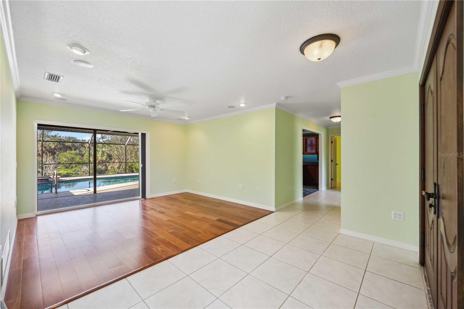 5694 HALE RD photo 3