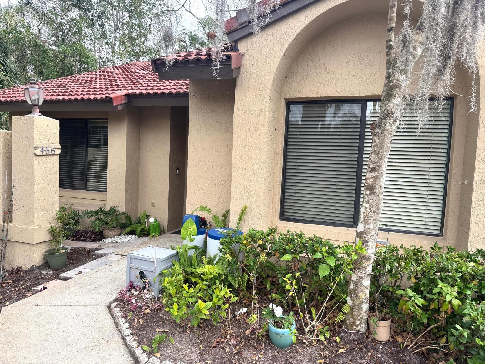 466 CLUB DR — home for sale