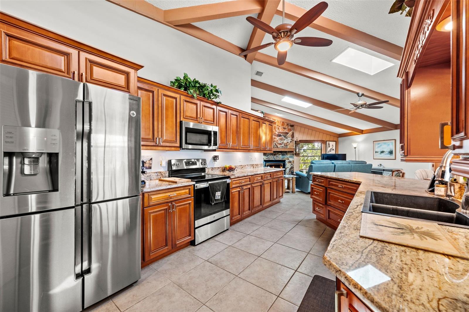 5036 WILLOW LEAF WAY photo 3