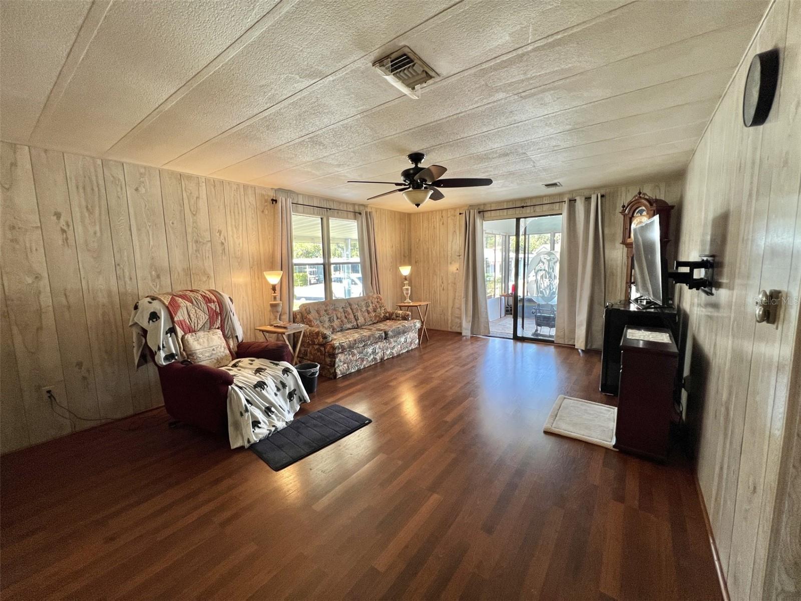 133 HIBISCUS WAY