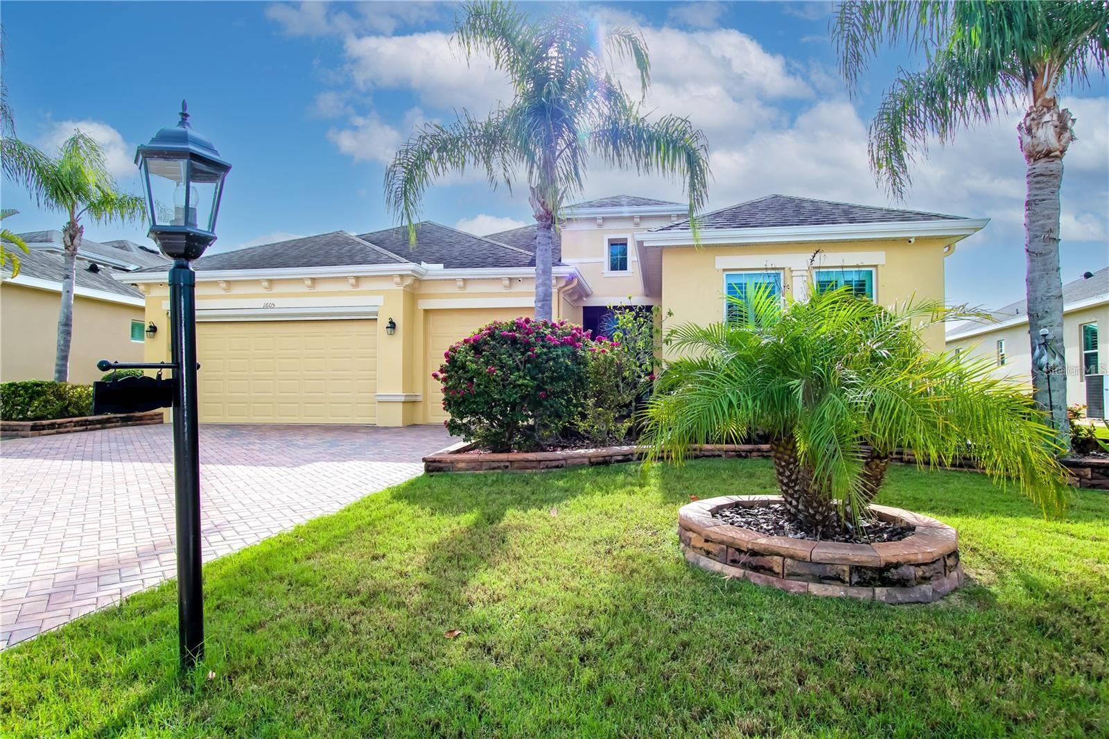 1605 EMERALD DUNES DR photo 2