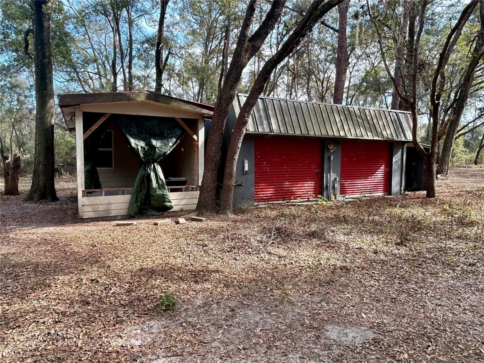232 SW LENVIL LN photo 3
