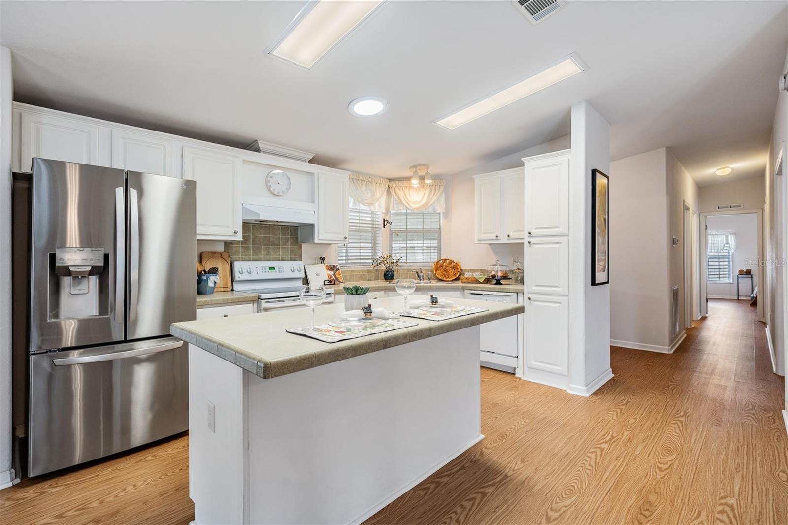 36645 KAY AVE photo 3