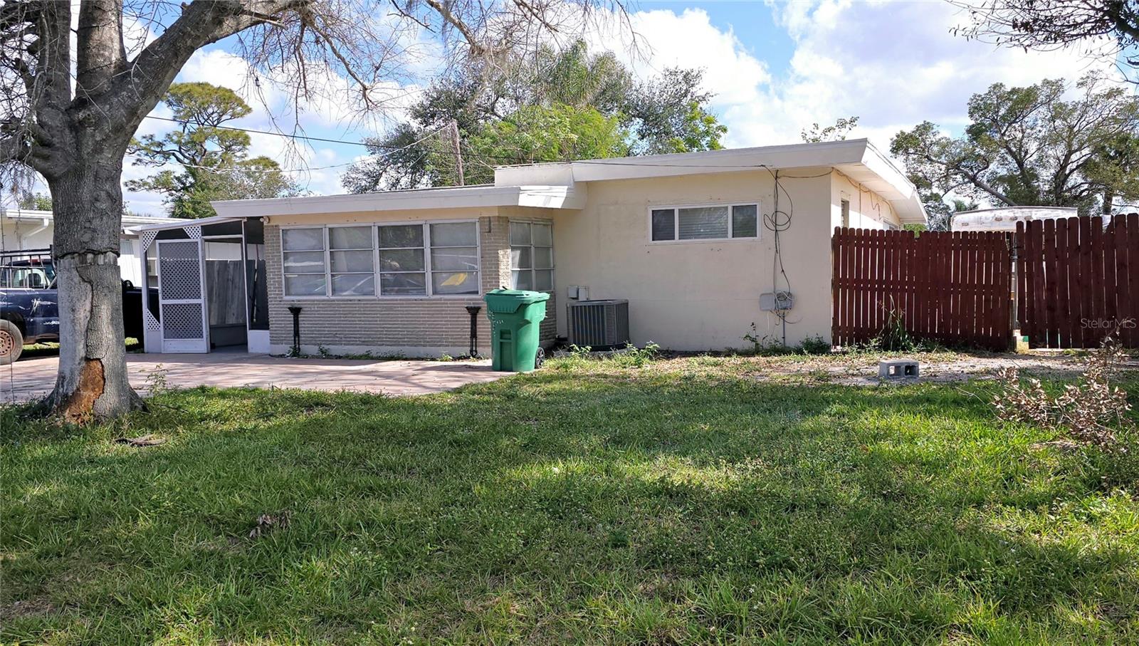 Single Family Residence