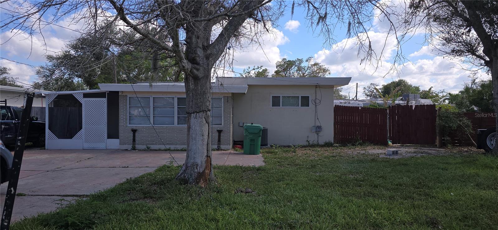 4448 MELBOURNE ST photo 5