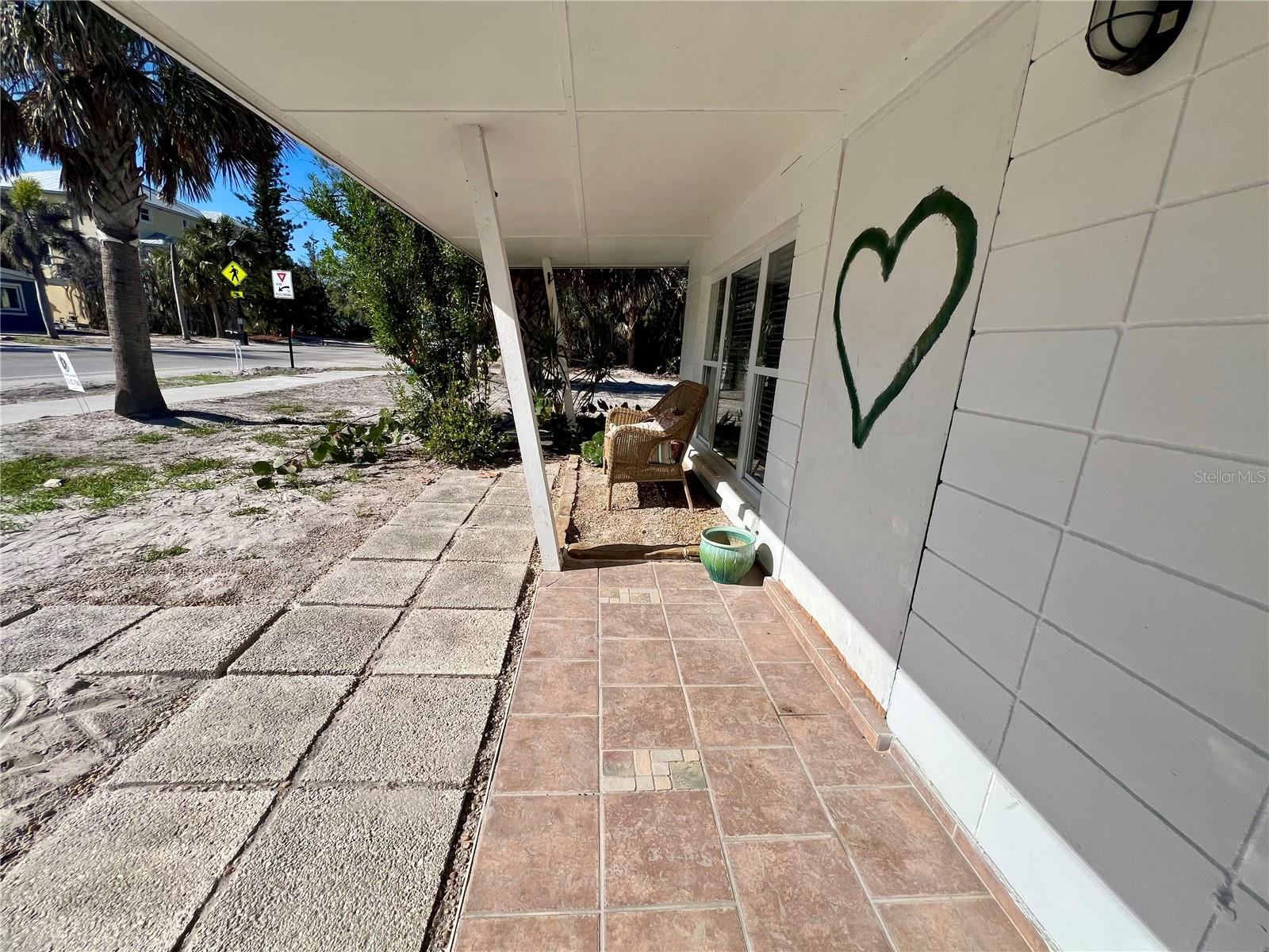 1115 GULF BLVD photo 2