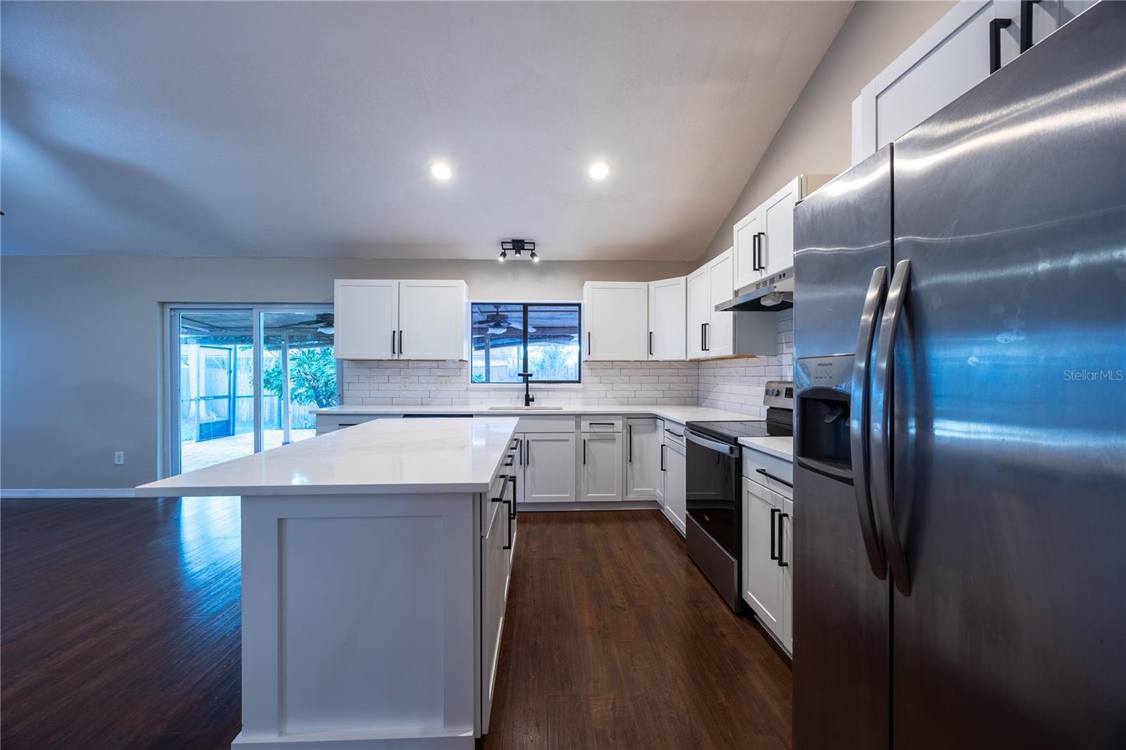 1006 ALBAMONTE CT