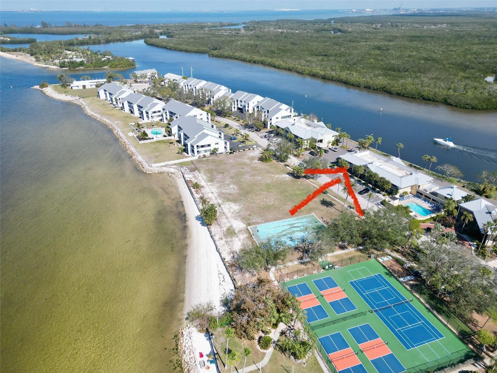 611 DESTINY DR #604 photo 3