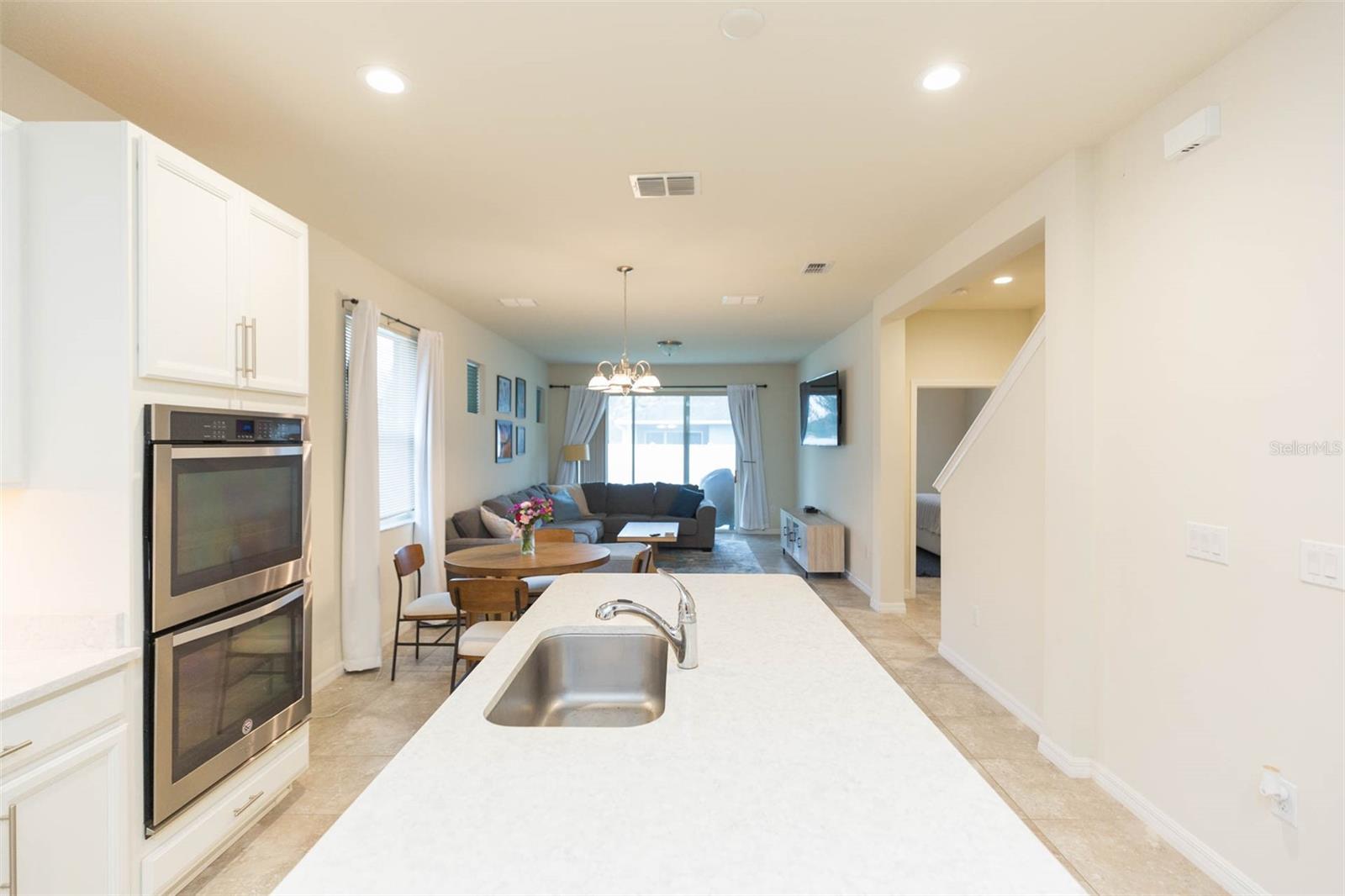 5056 SUNCATCHER DR photo 5