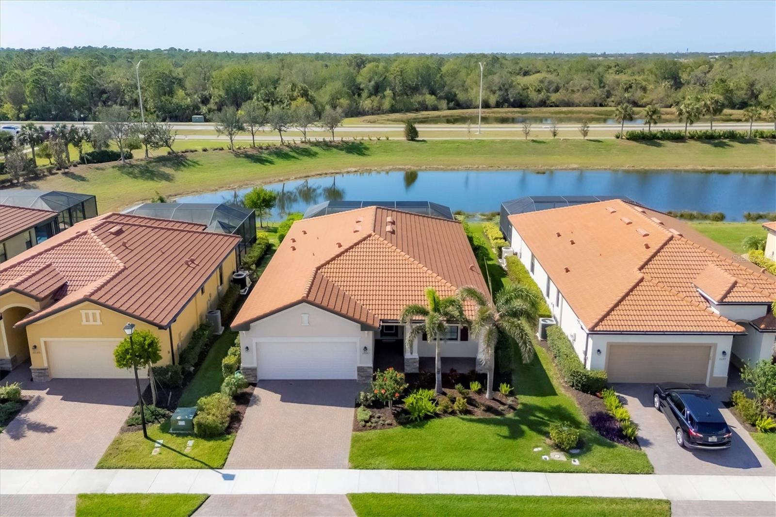 10181 COLUBRINA DR photo 4