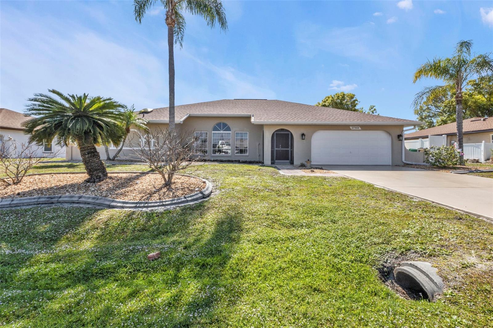 27566 TIERRA DEL FUEGO CIR photo 2