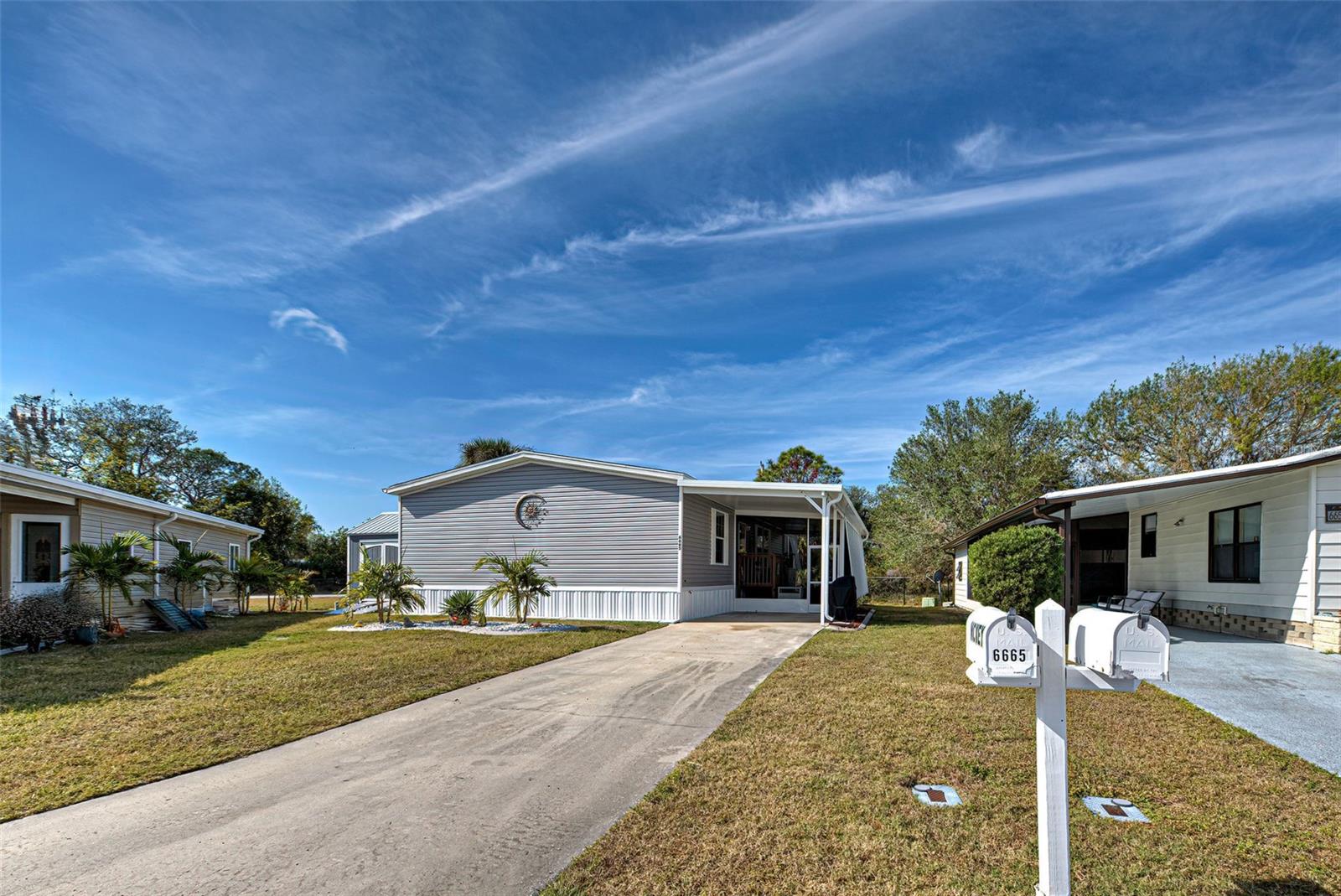 6665 KEYSTONE CT photo 4
