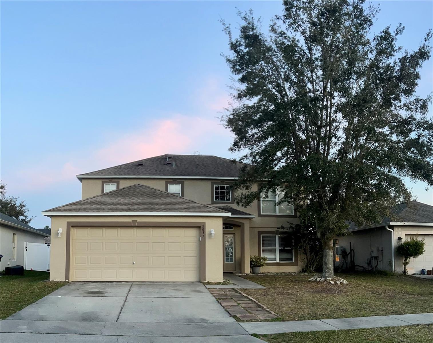 2037 CORNER TREE CT — home for sale