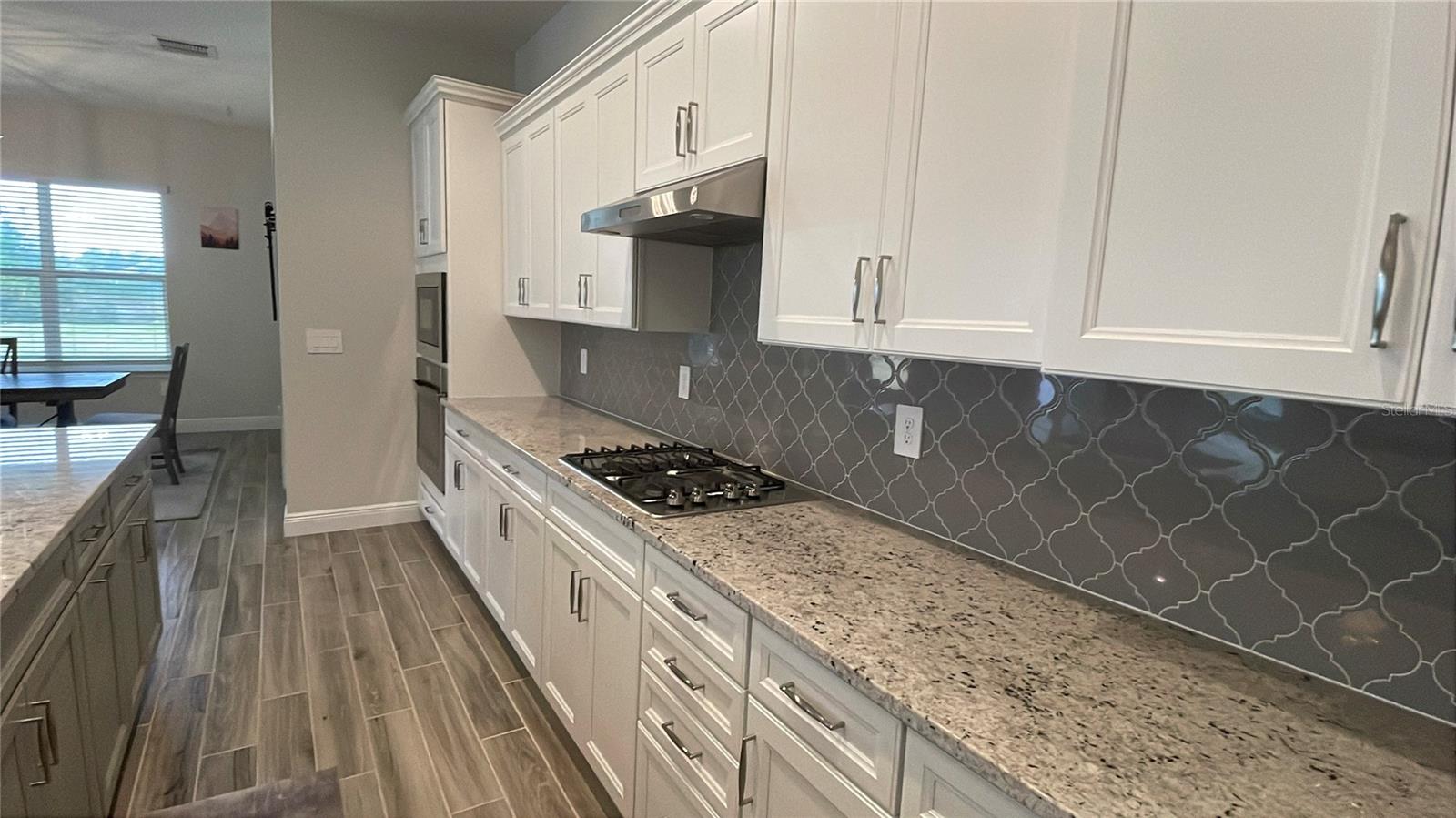 2132 LIMESTONE TRL photo 4