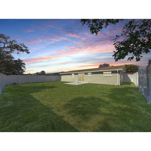 7138 ASHWOOD DR photo 3