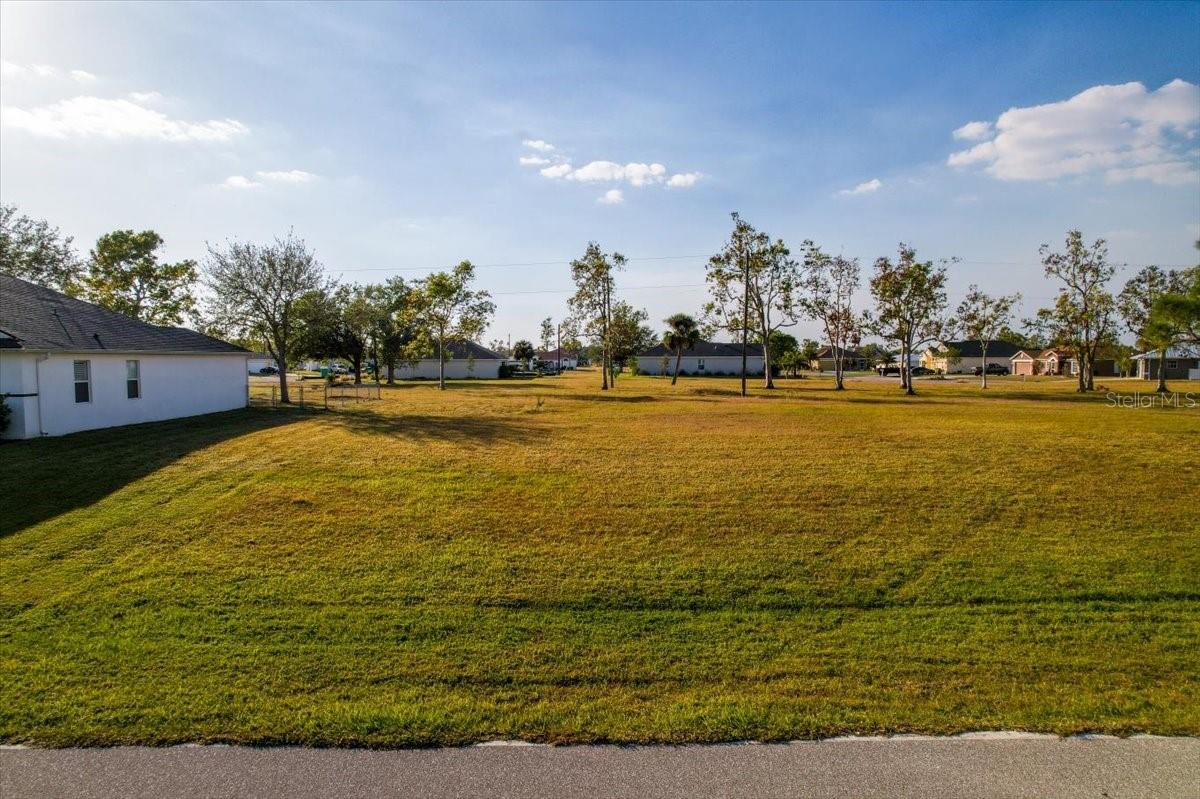 25792 PRADA DR photo 5