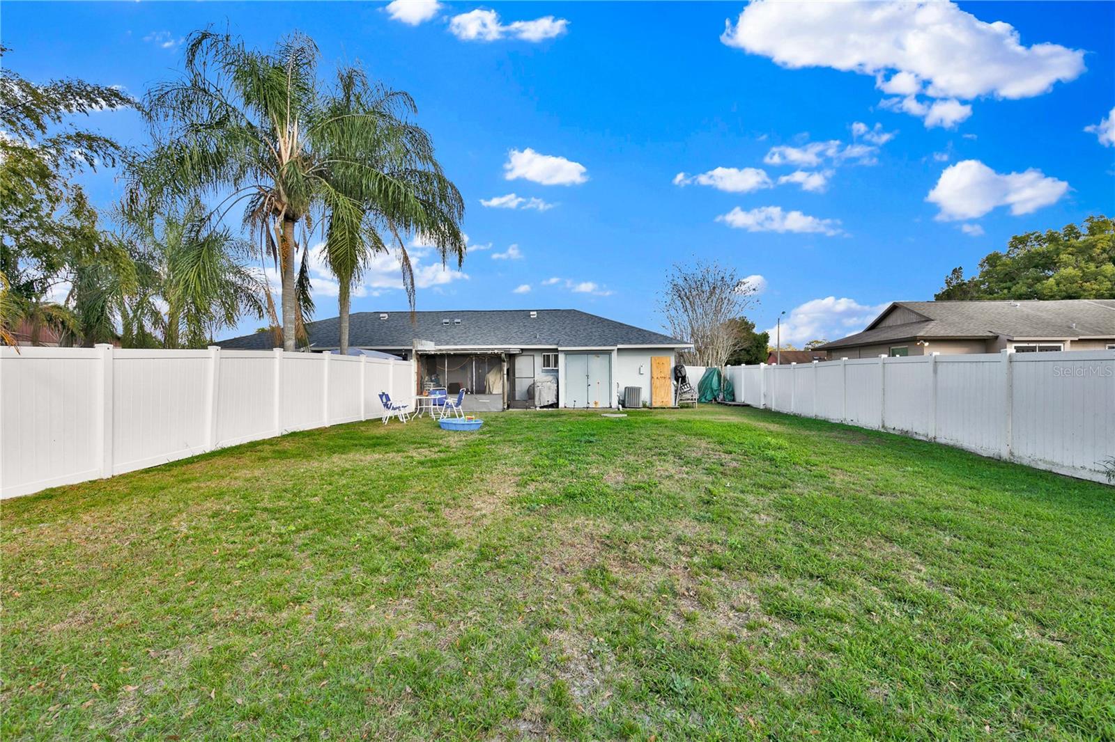 2802 CORAL REEF DR photo 3