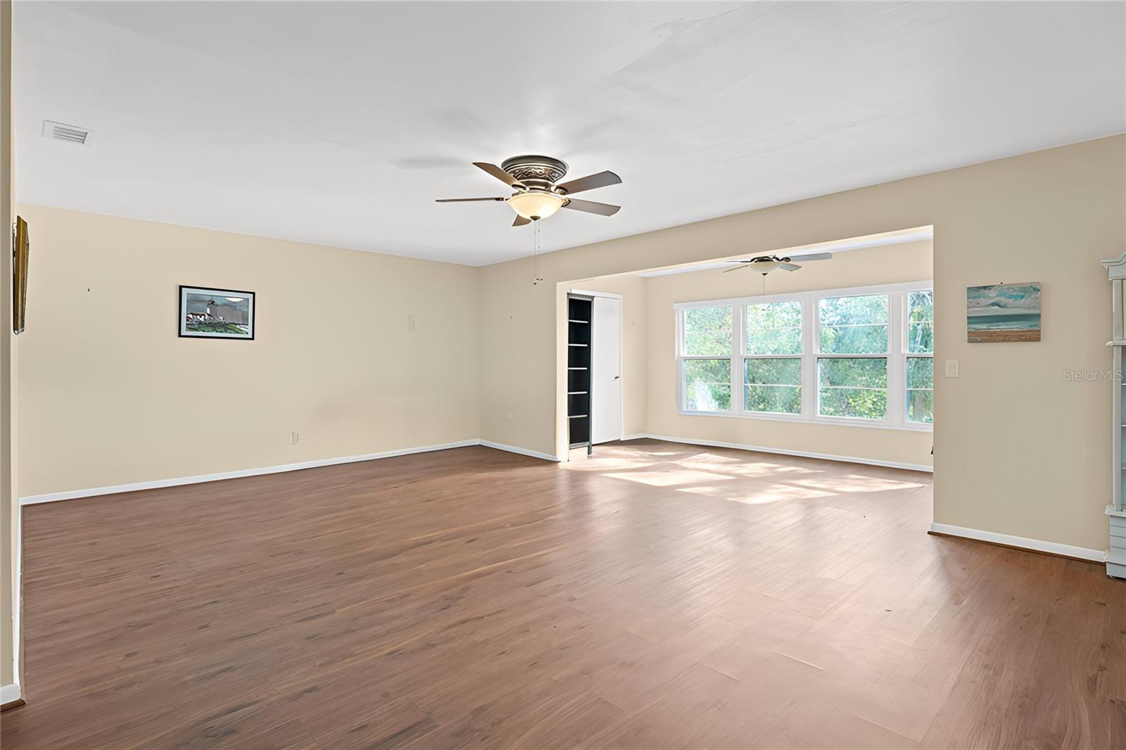 200 EL CAMINO DR #402 photo 3