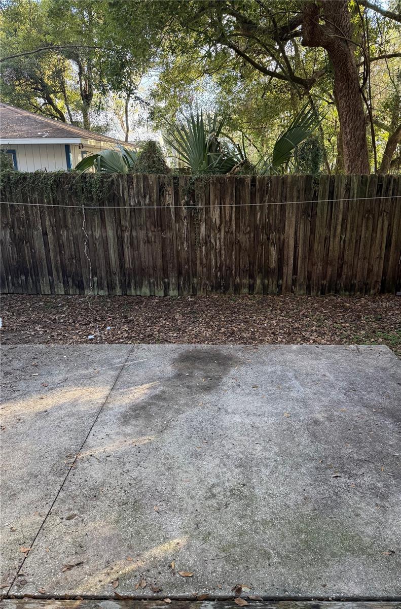 727 NW 4TH AVE photo 2