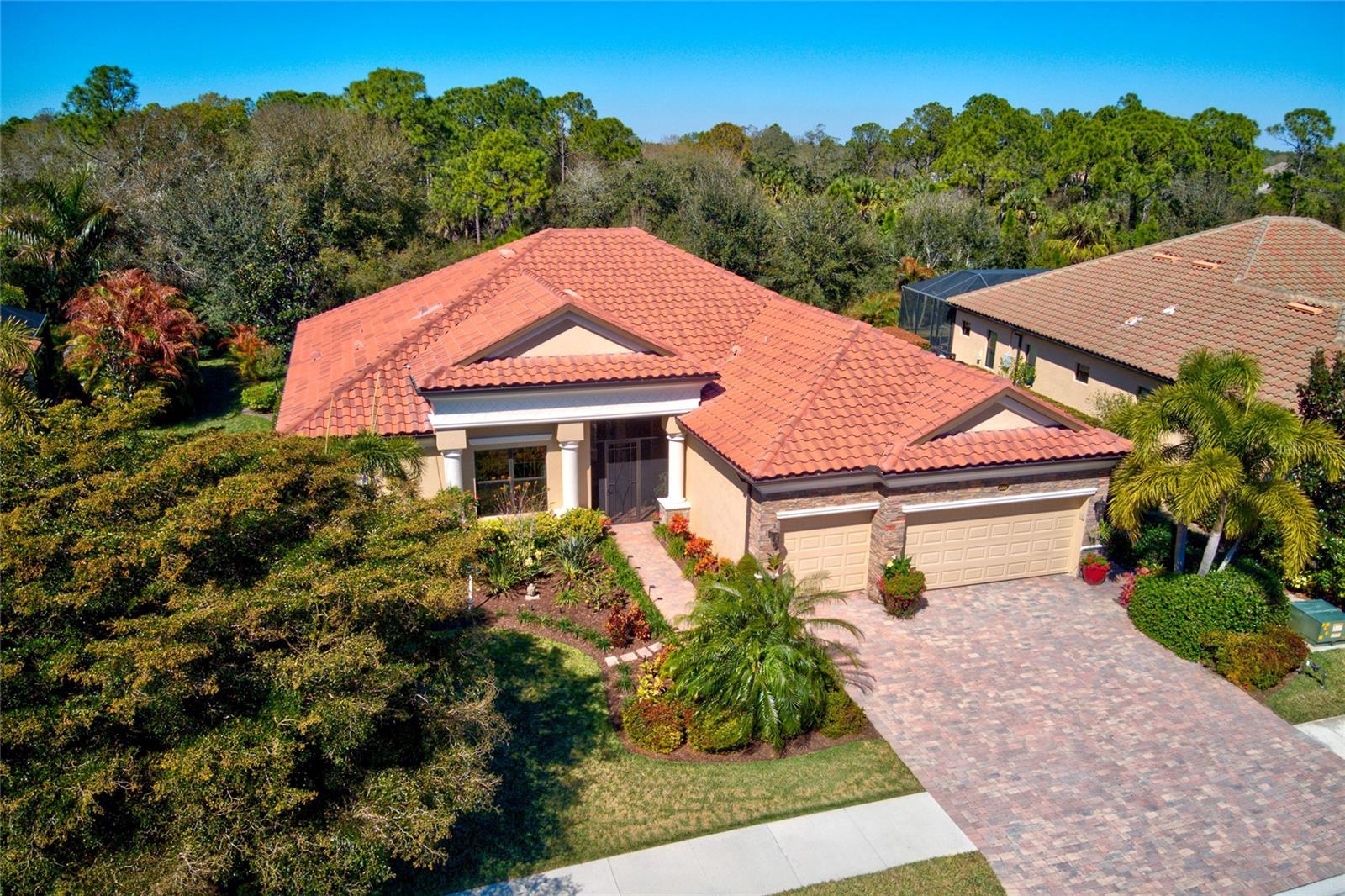 20909 LOGGIA CT photo 3