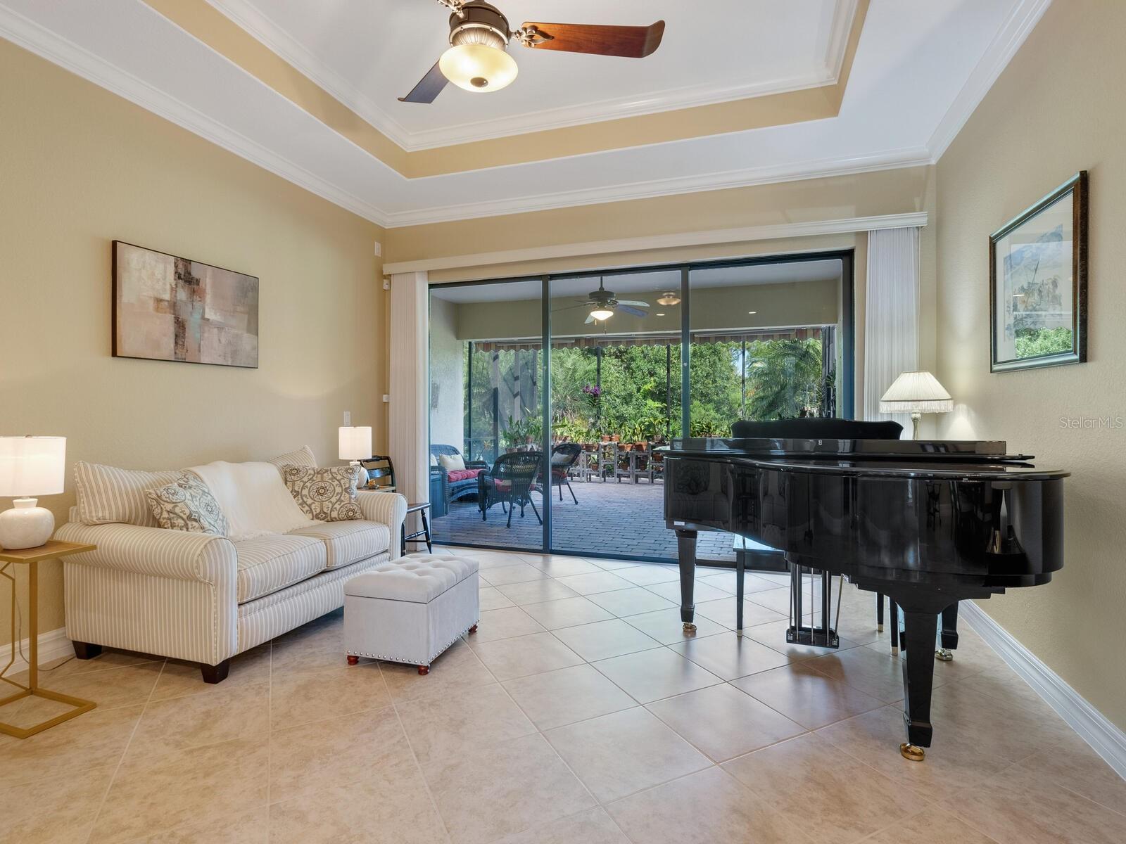 20909 LOGGIA CT photo 4