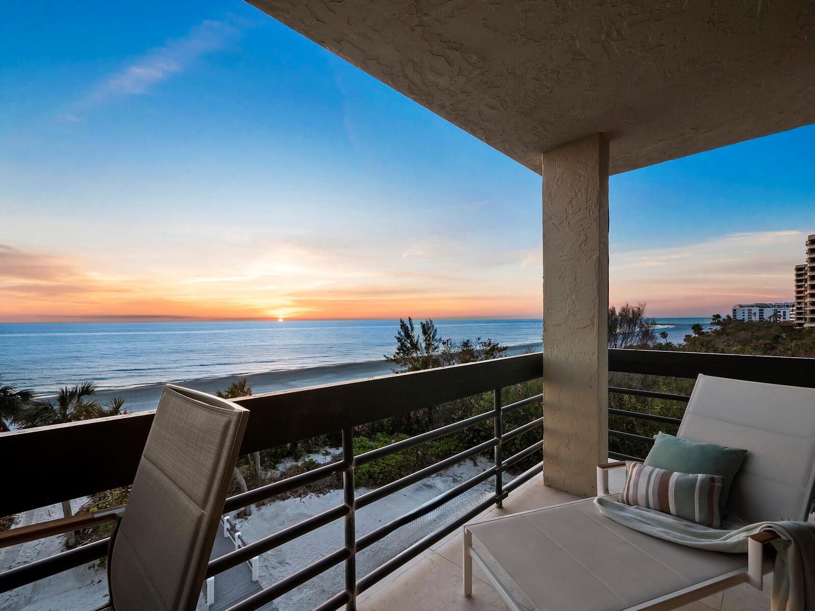 1145 GULF OF MEXICO DR #305 photo 3