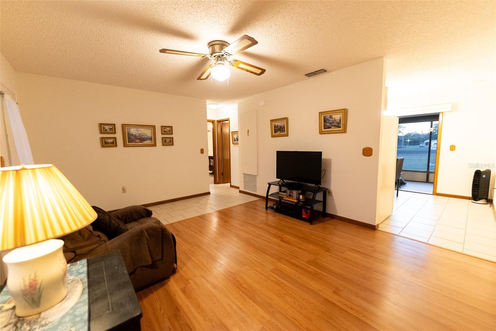 10498 SW 99TH AVE photo 5