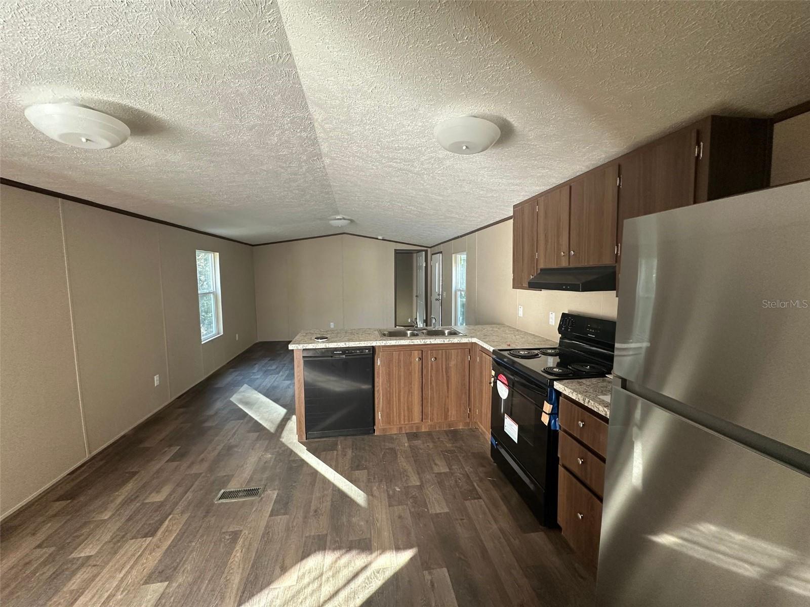 11776 NW 18TH PL photo 5