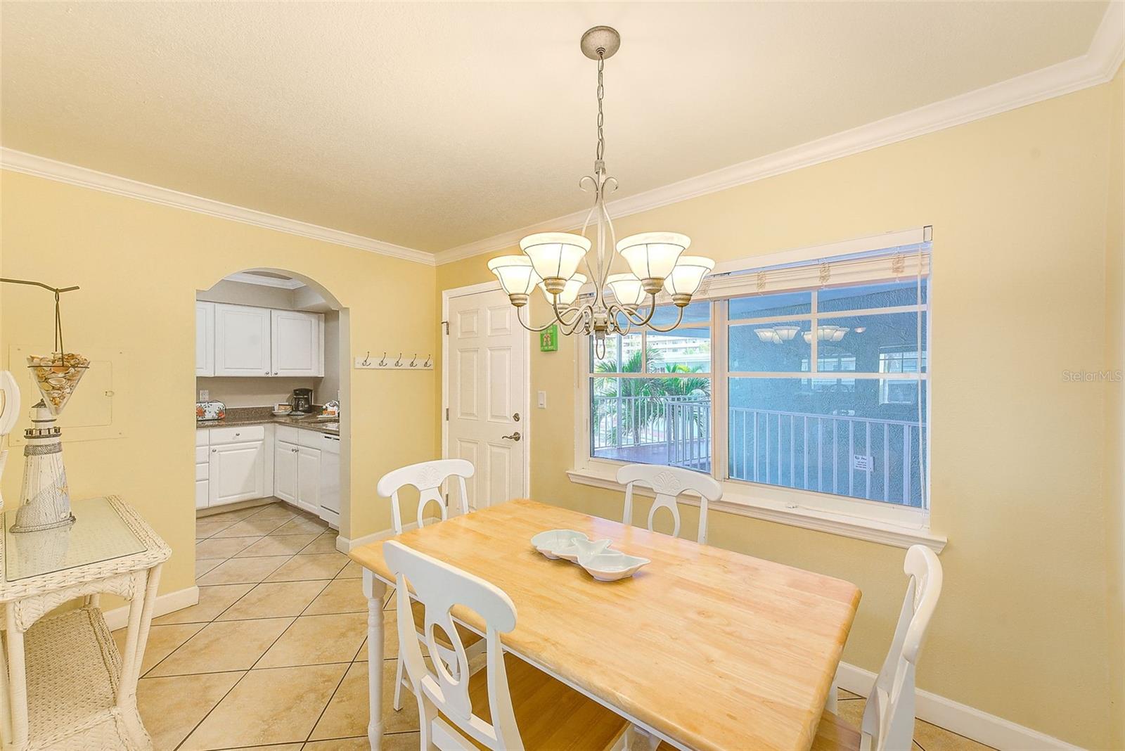 19417 GULF BLVD #D-206 photo 3