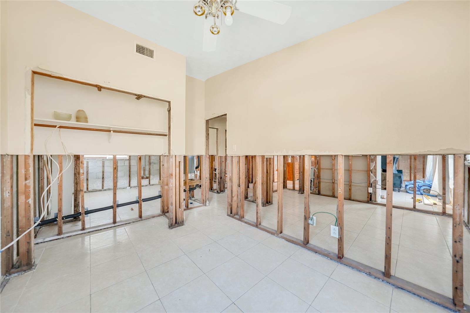 3120 WISTERIA PL photo 5