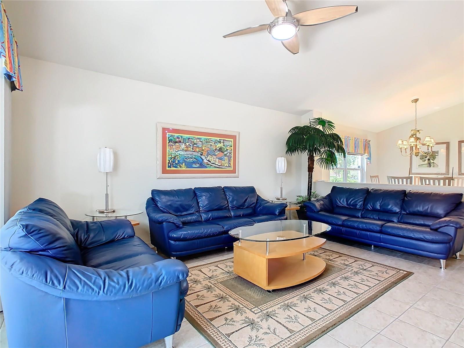 2917 WHITE CEDAR CIR photo 5
