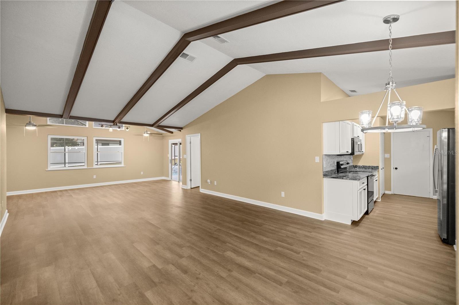 6 CHERRY DRIVE LN photo 5