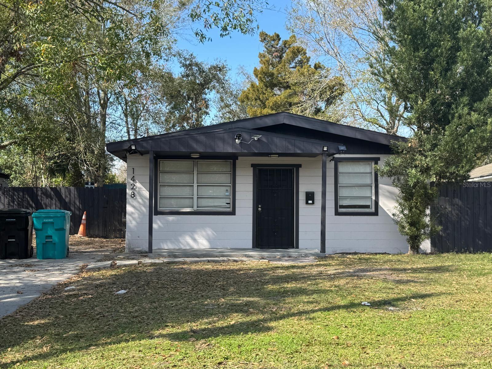 Single Family Residence