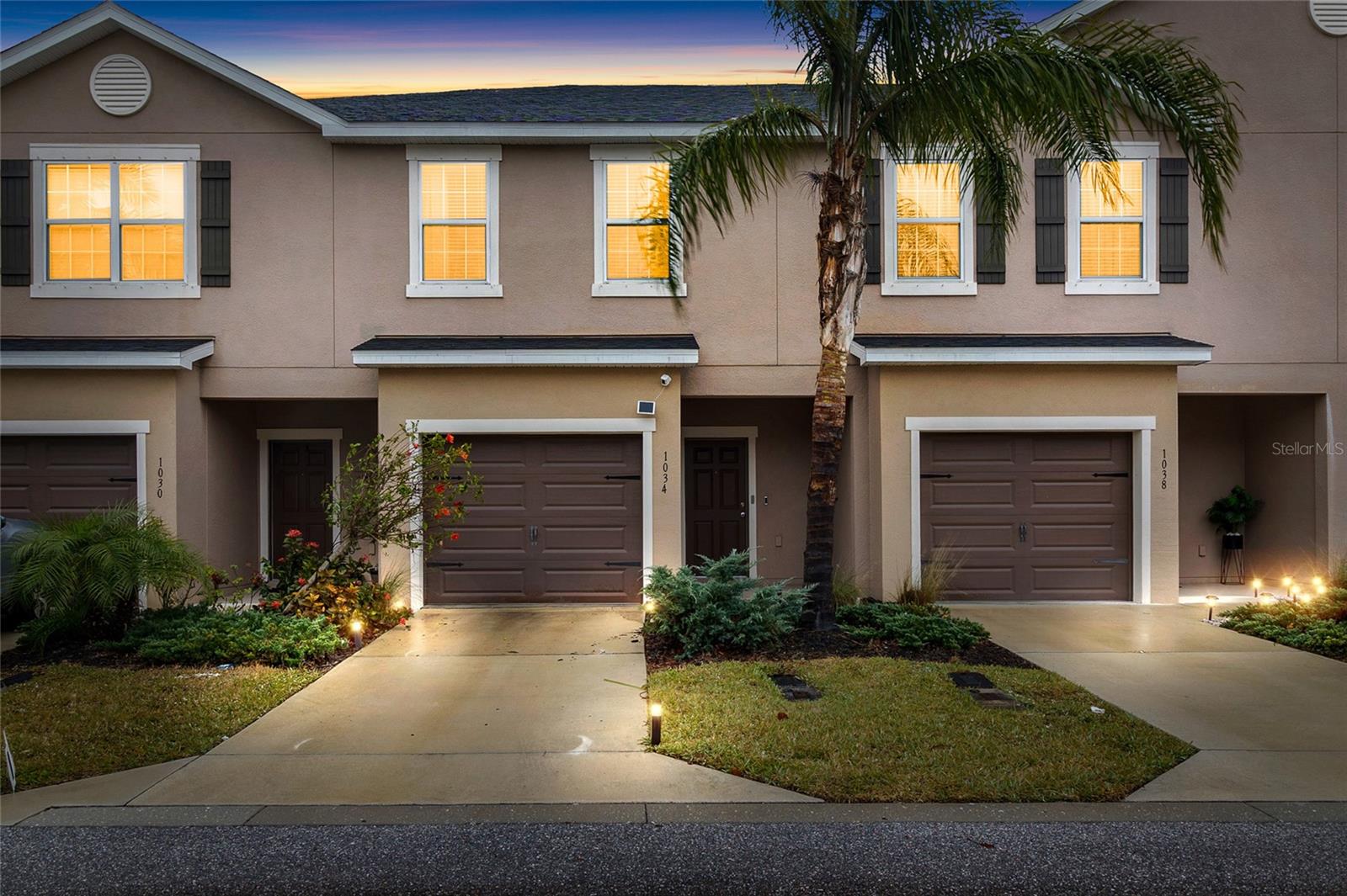 1034 GRANTHAM DR — home for sale