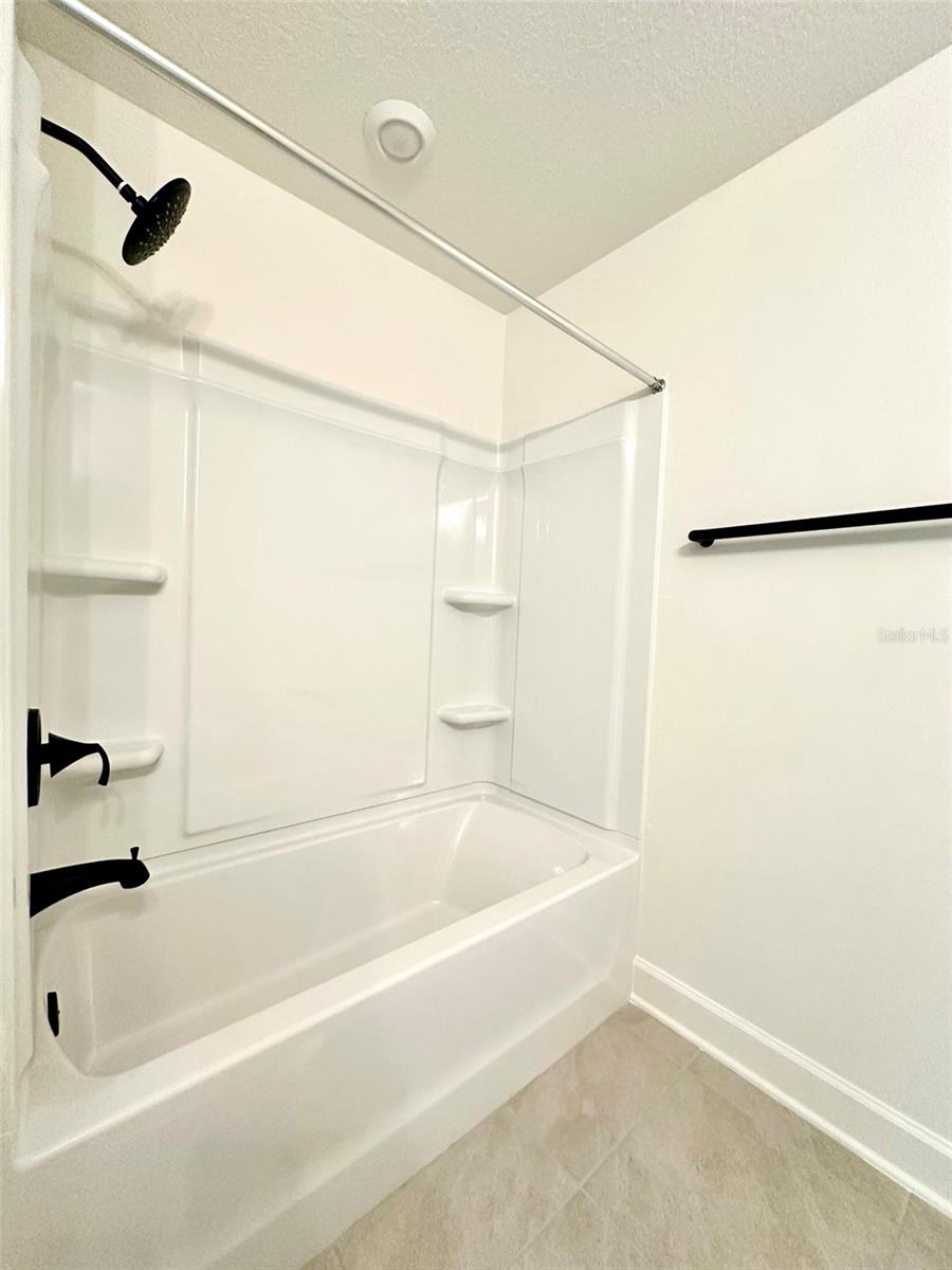 2621 HANCOCK CROSSING DR photo 5