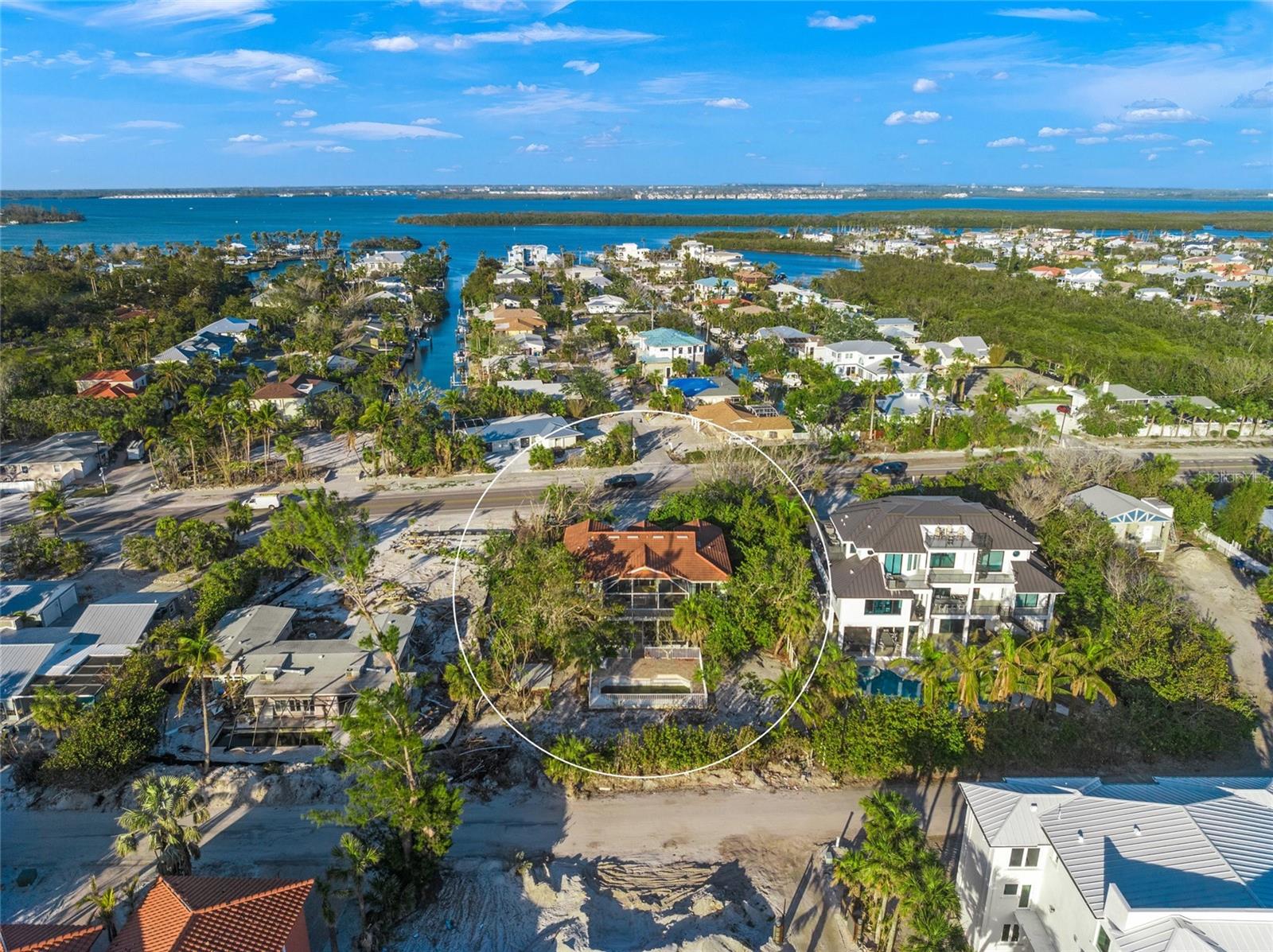 6537 GULF OF MEXICO DR photo 4