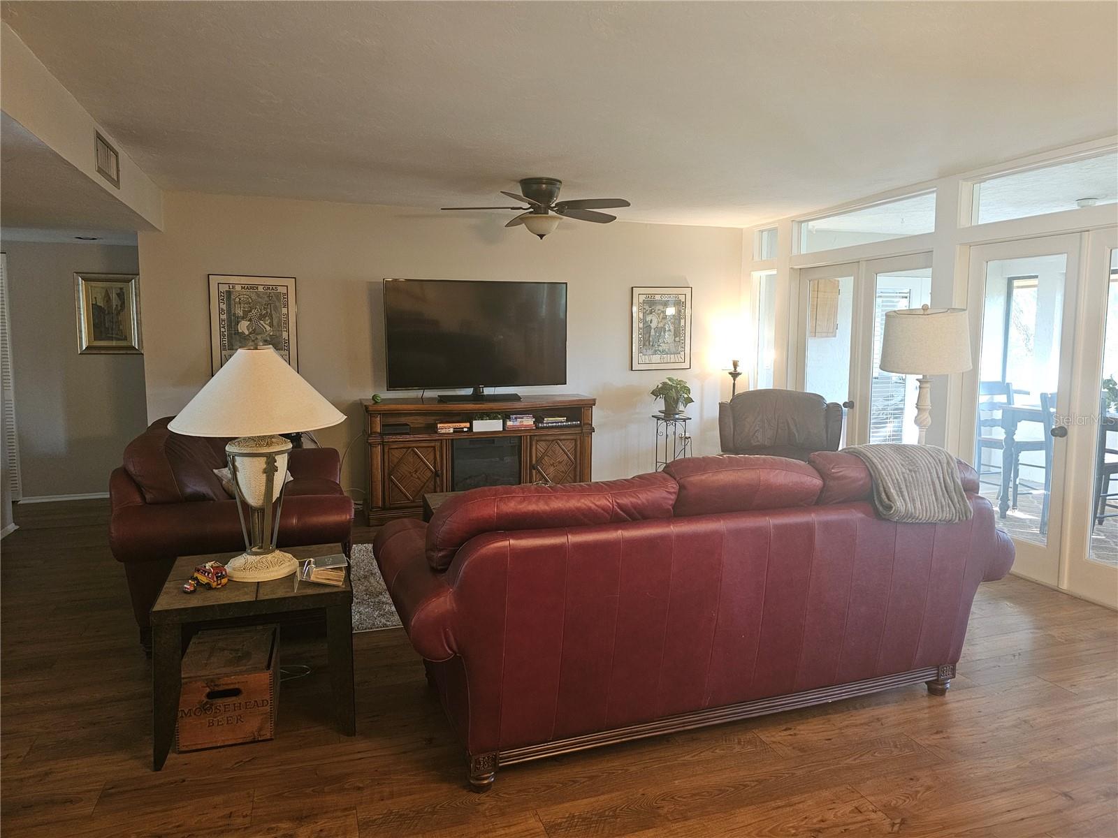 3326 THORNWOOD RD #3326 photo 2
