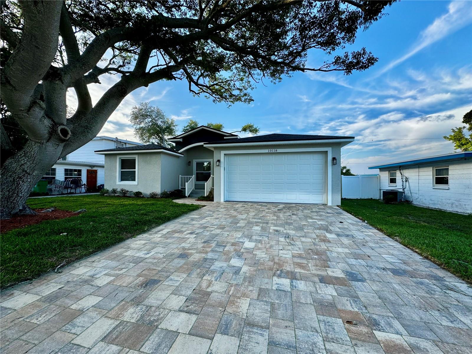 10118 66TH AVE photo 3