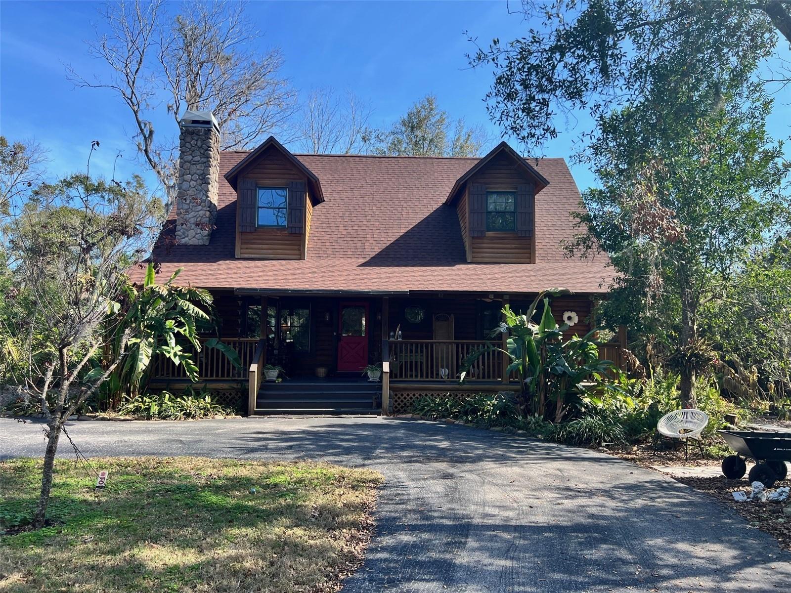 7102 VALRIE LN photo 2