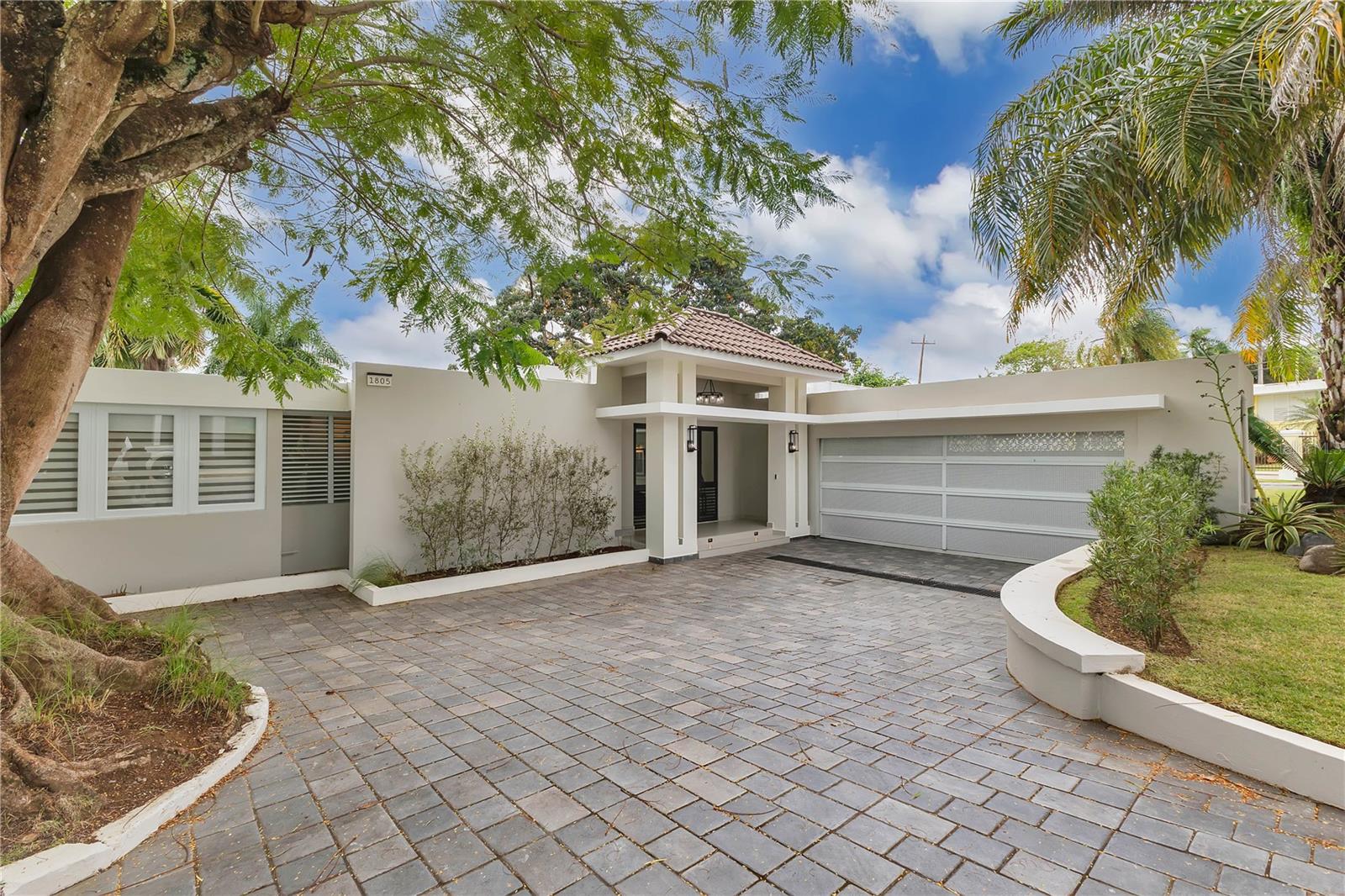 Single Family Residence