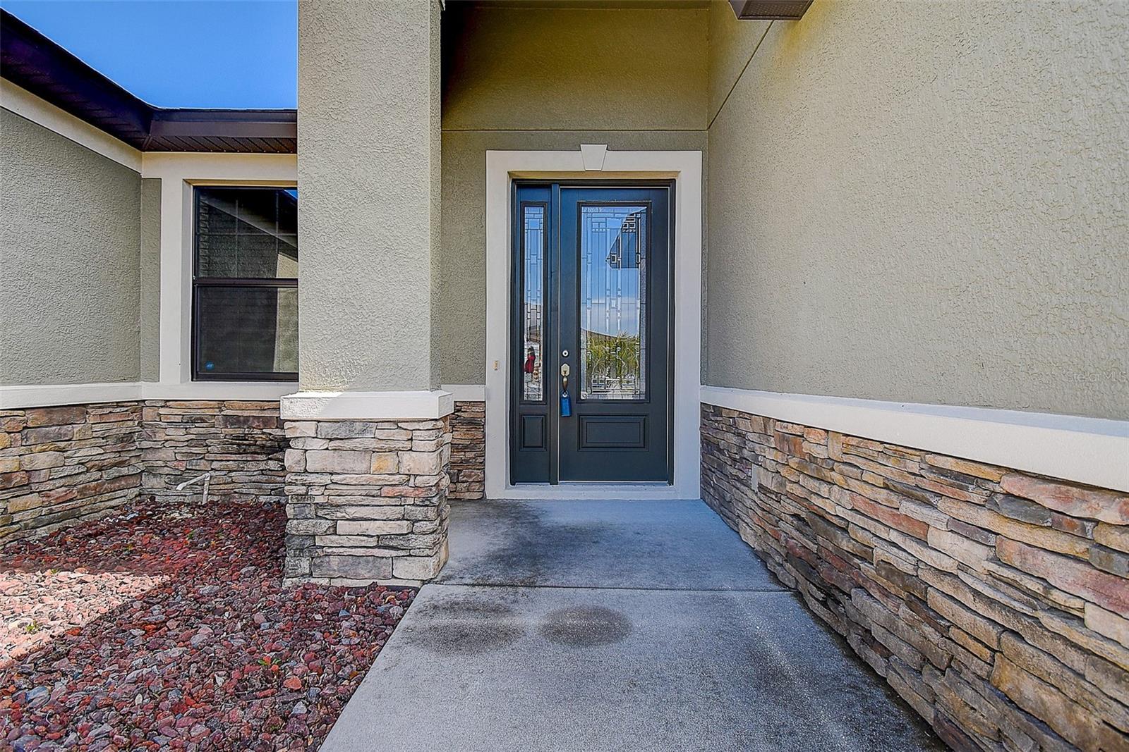 624 TIERRA DR photo 3