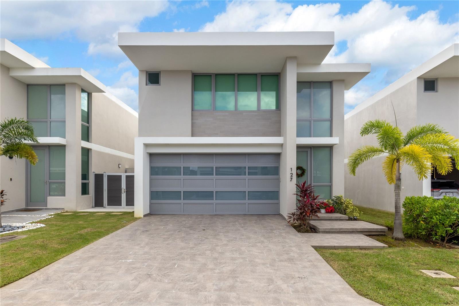 Single Family Residence