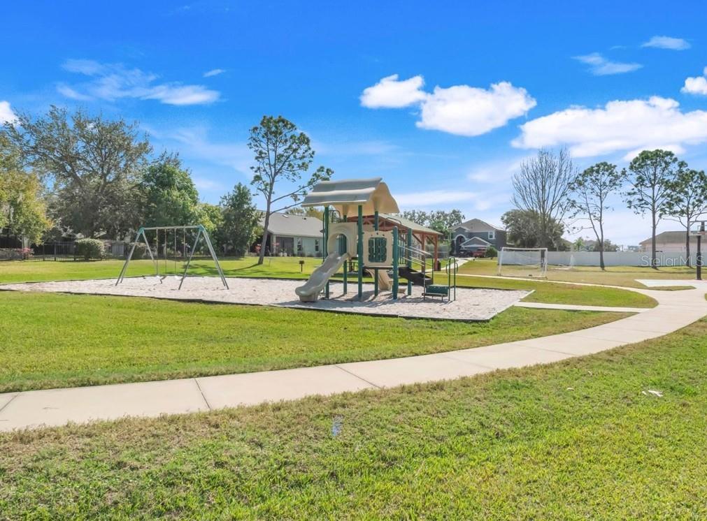 9130 PECKY CYPRESS WAY photo 5