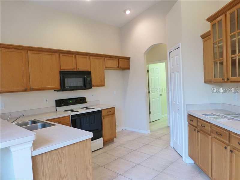 1814 WOOD TRAIL ST photo 3
