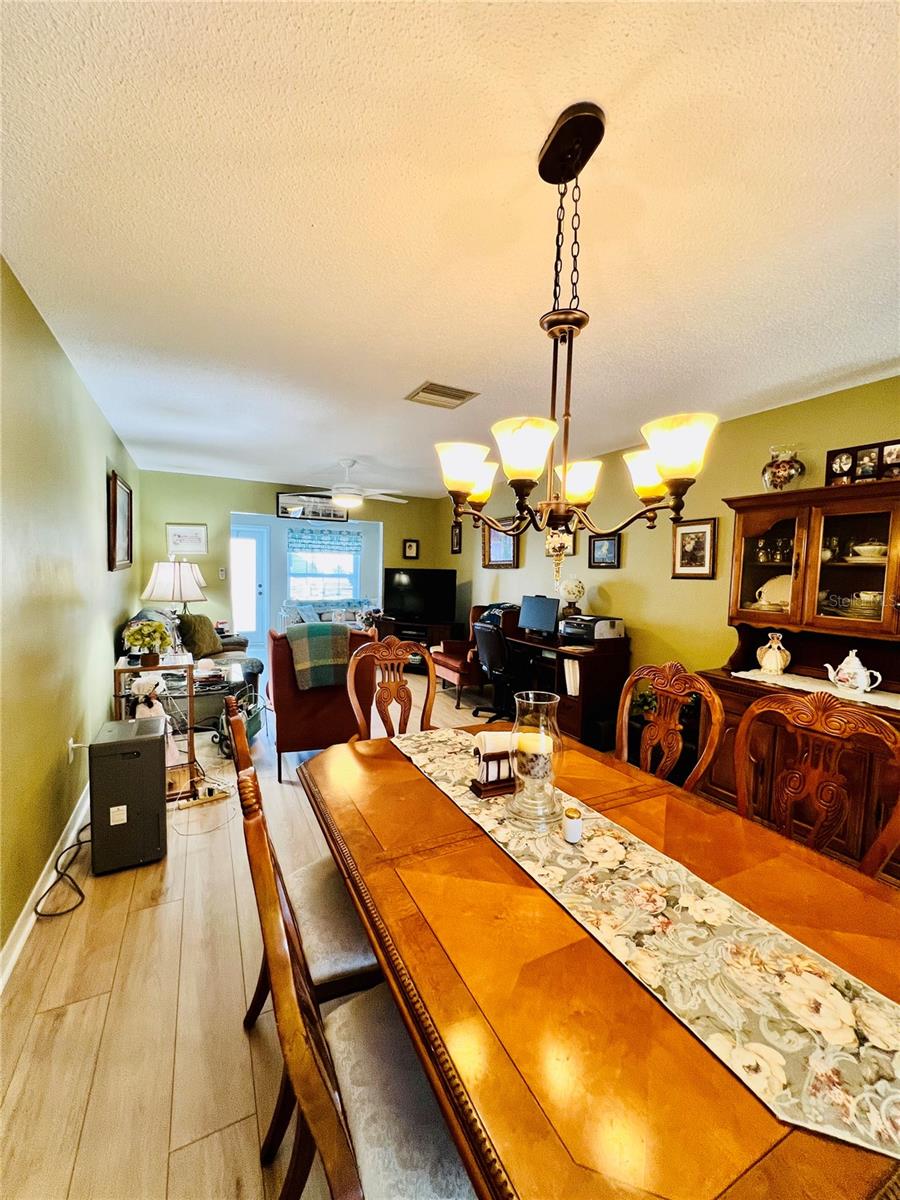 1656 S LAKE AVE #3 photo 5