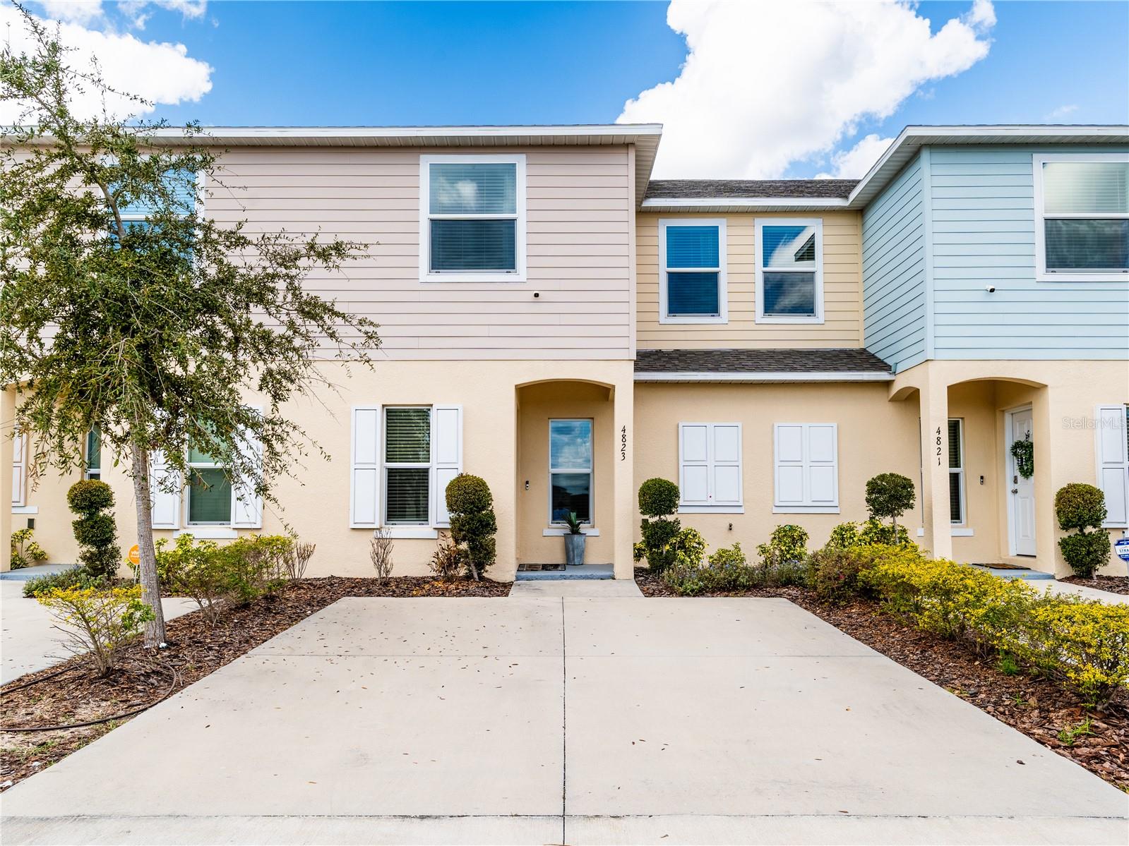 4823 CORAL CASTLE DR — home for sale